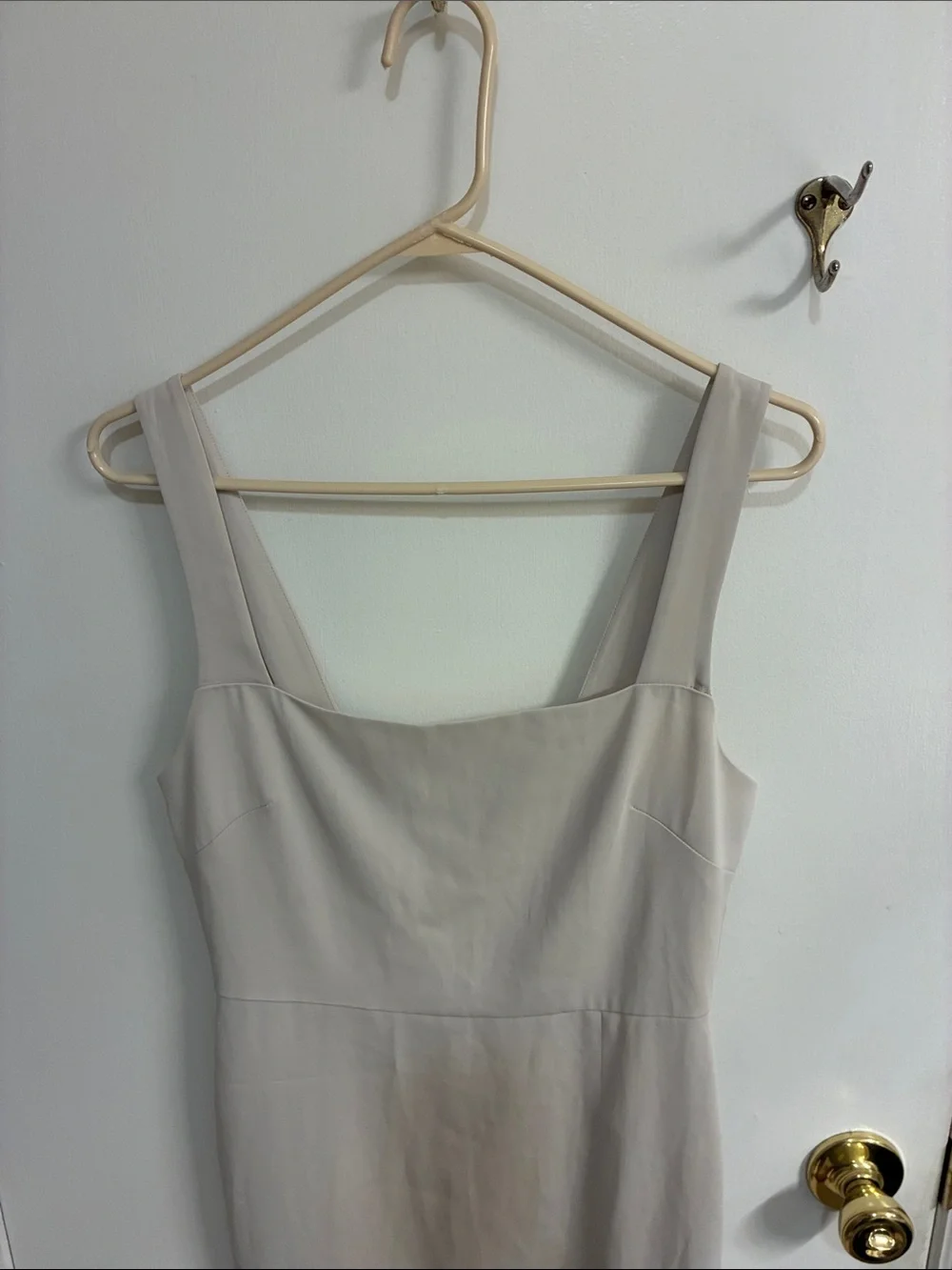 Babaton by Aritzia Square-Neck Cream Midi Dress with Side Slit Sz 2 - Picture 4 of 9